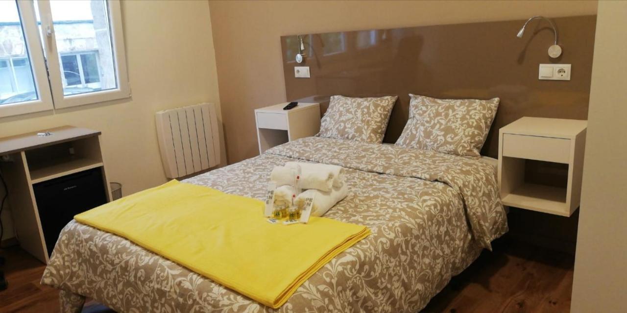 Residencia Compostela 2 Bed & Breakfast Santiago de Compostela Exterior photo